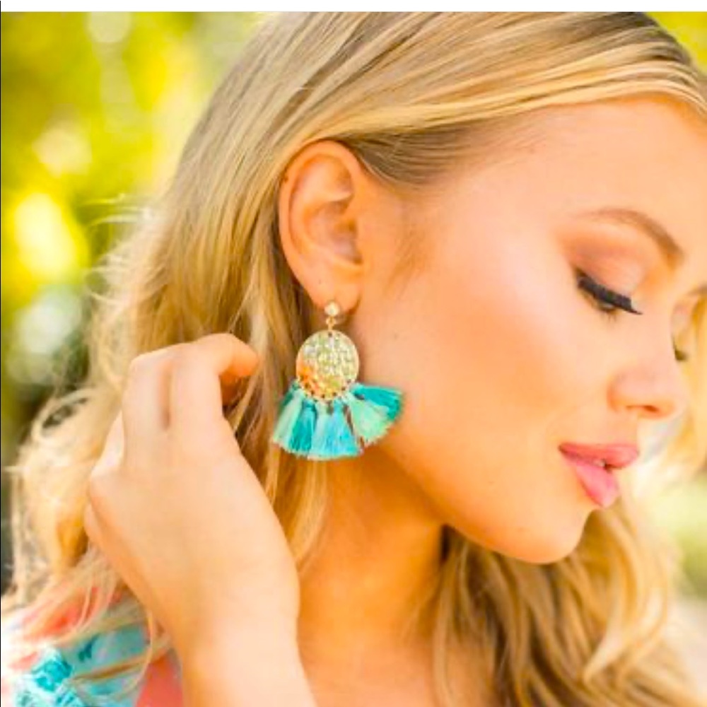 🆕Pinklily earrings